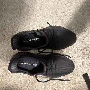 Black cinders men's size 11 used but very very good condition